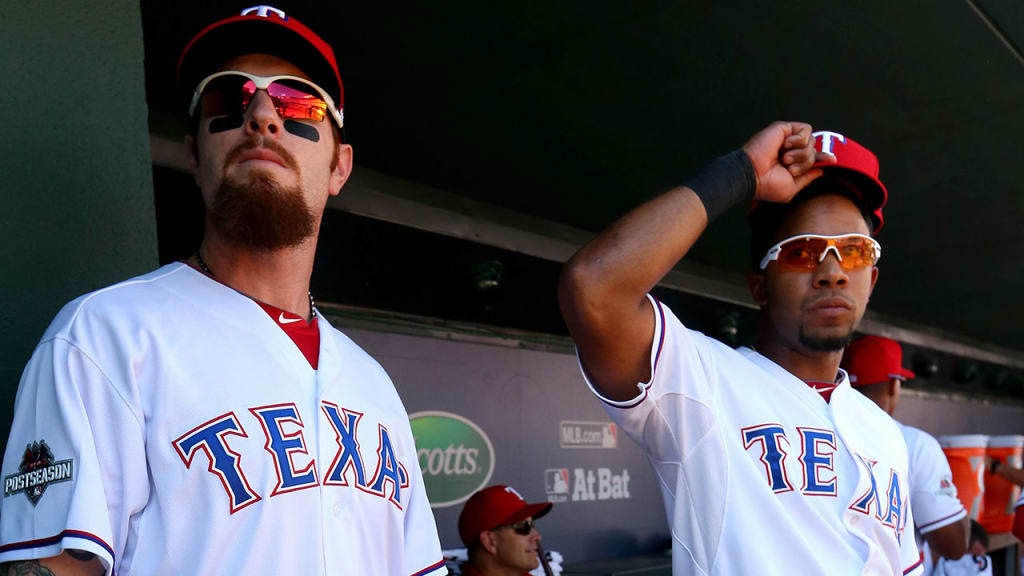 Josh Hamilton (left) and Elvis Andrus both believe adding Ian Desmond is a wise move. (Getty)