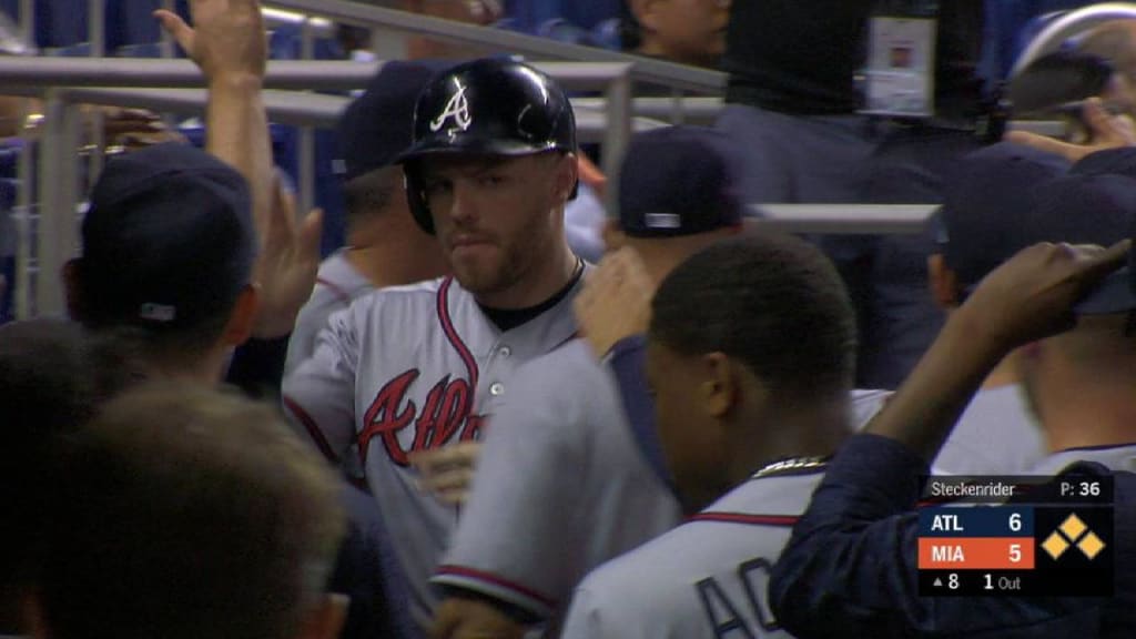 Photos: Braves win series vs. Brewers thanks to Freeman's HR