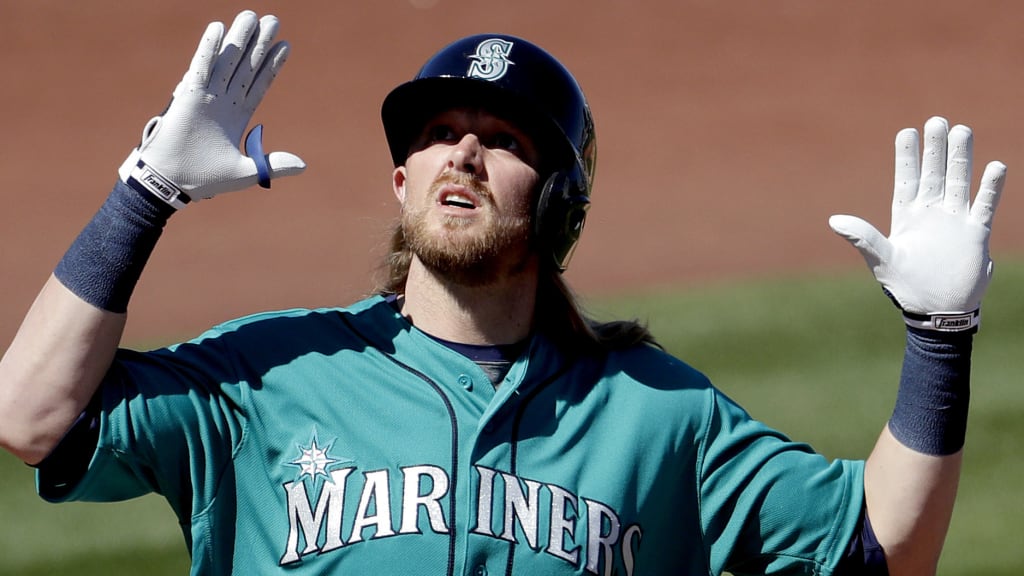 Taylor Motter homered for the second time in as many days, giving him three this spring for the Mariners. (AP)