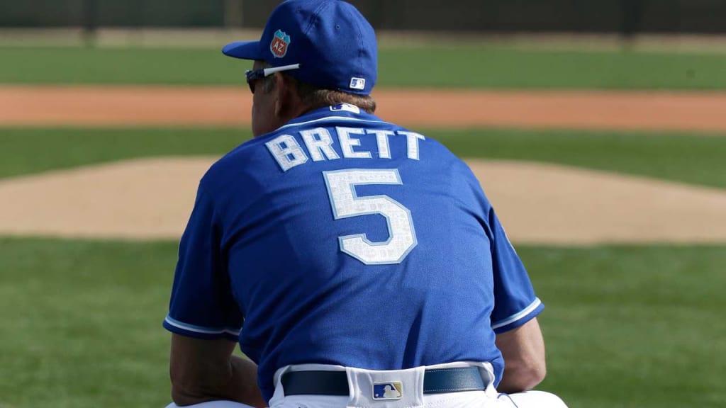 George Brett and general manager Dayton Moore will be among 2,500 people to toss the Opening Day first pitch in a 10-mile journey on April 3.