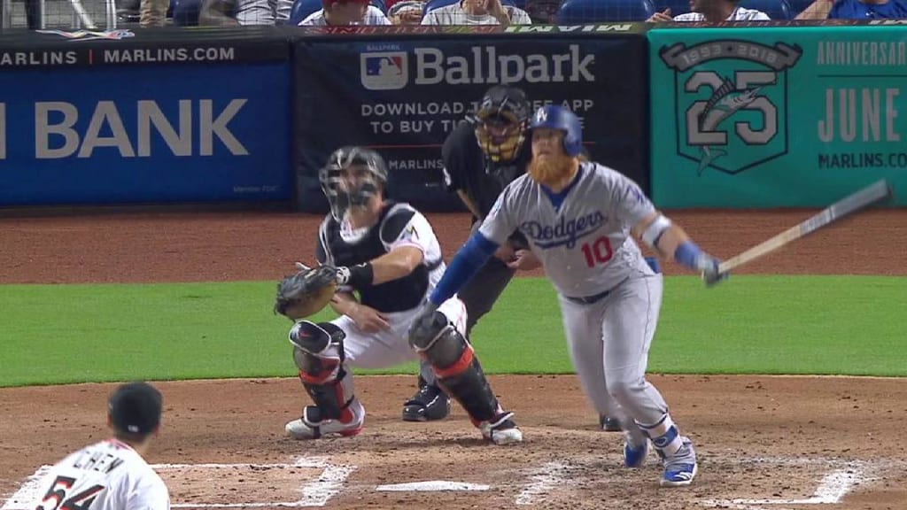 Turner's single to right
