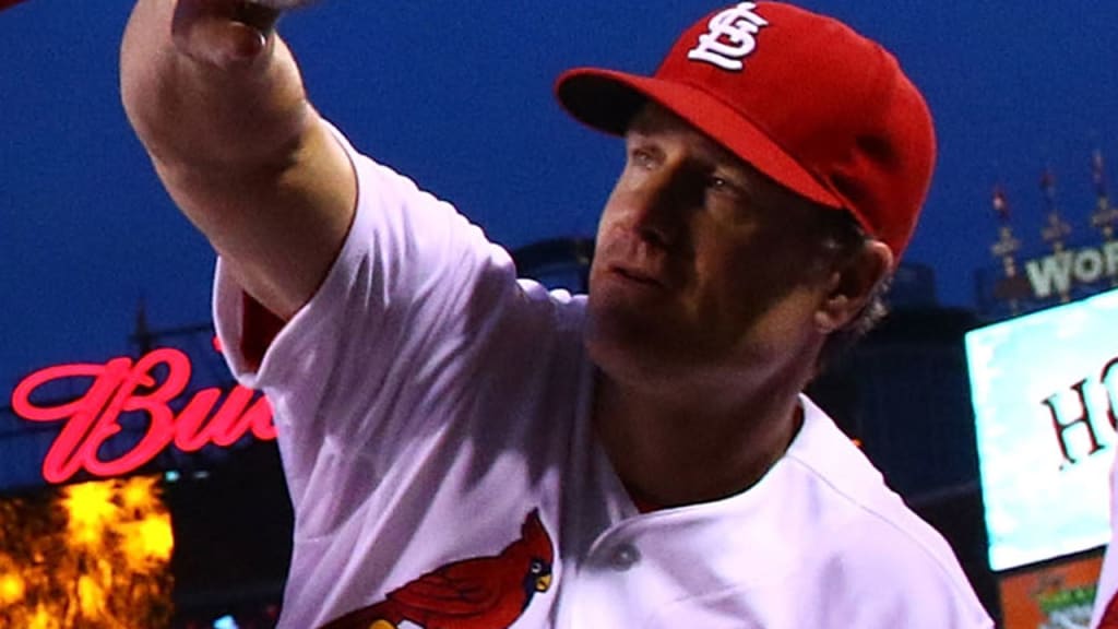 David Bell was part of the Giants' 2002 pennant-winning club and has spent the last three seasons as the bench coach in St. Louis. (Dilip Vishwanat/Getty Images)