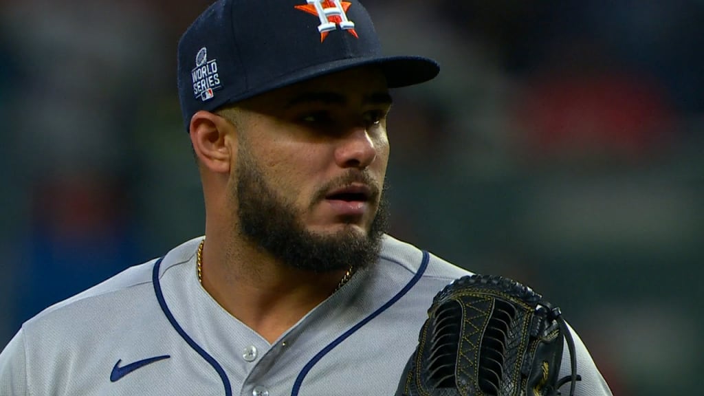 Houston Astros on Twitter: Prior to today's game, Yimi Garcia received his 2021  ALCS ring.  / X