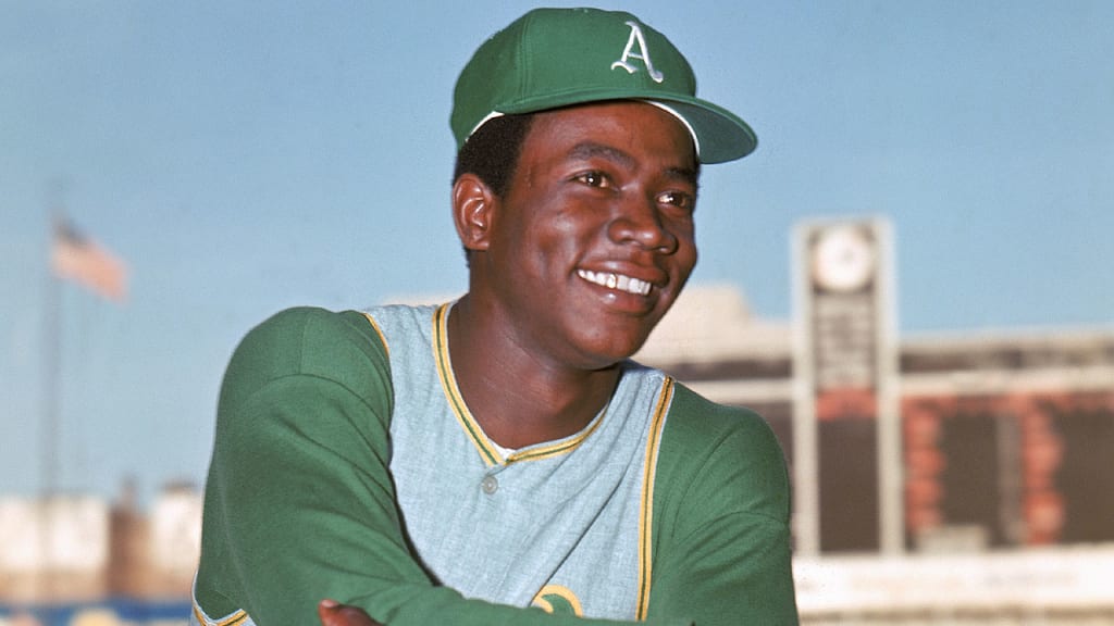 Odom: "I love giving back. I didn't have anybody to do that when I played." (Getty)