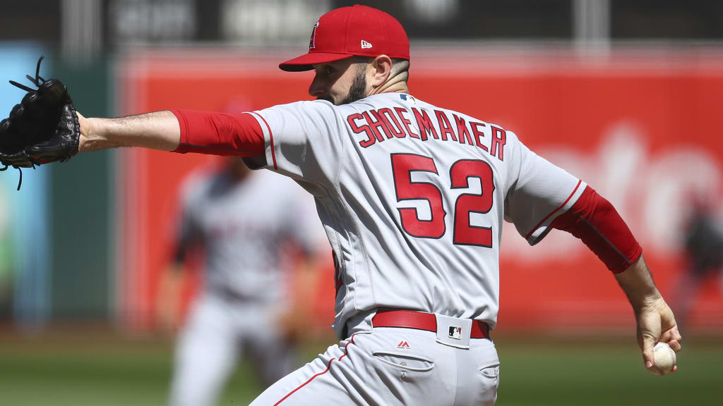Los Angeles Angels pitcher Matt Shoemaker works against the Oakland Athletics during the first inning of a baseball game on Saturday, March 31, 2018, in Oakland, Calif. (AP Photo/Ben Margot)