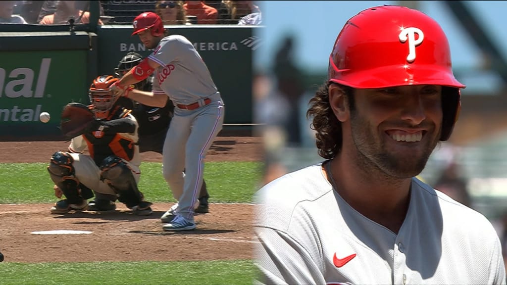Matt Vierling's first MLB hit