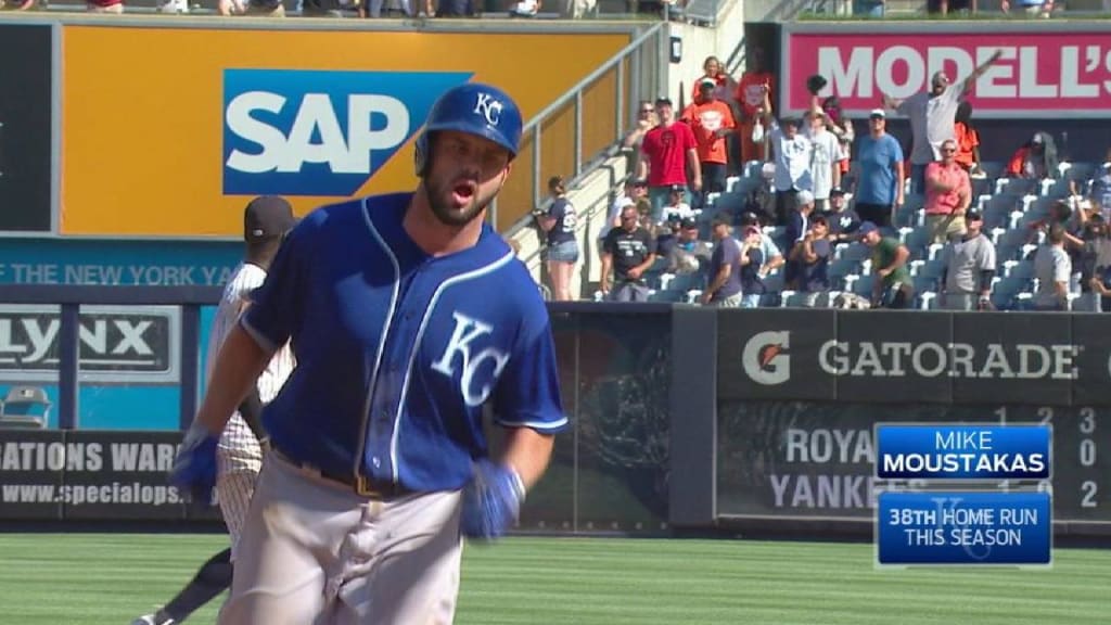 Cincinnati Reds - Los Angeles native Mike Moustakas sports