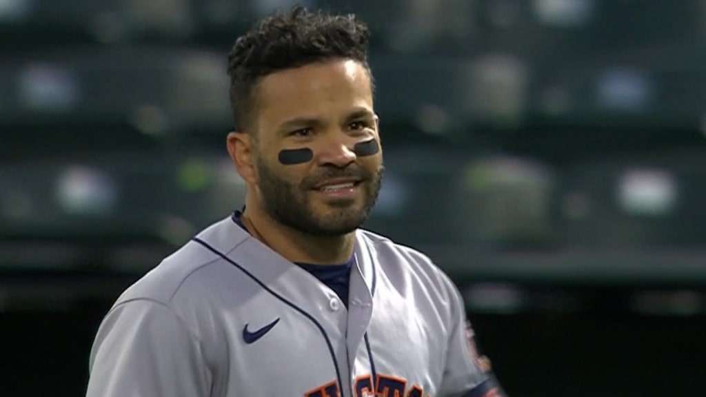 Jose Altuve Calls His Own Playoff Shot — Look Out, Babe?