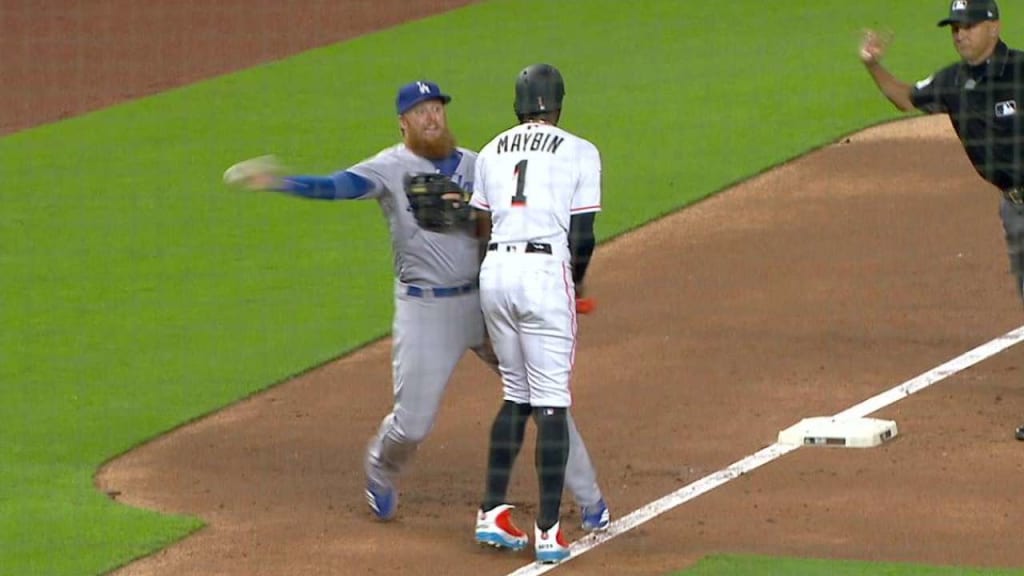 Turner's heads-up double play