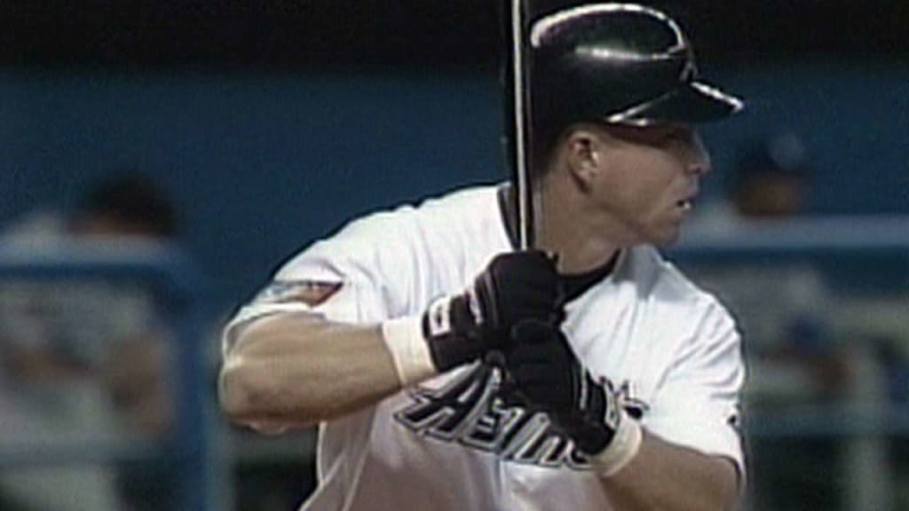 Jeff Bagwell Home Run Swing - 1999 HR #19 