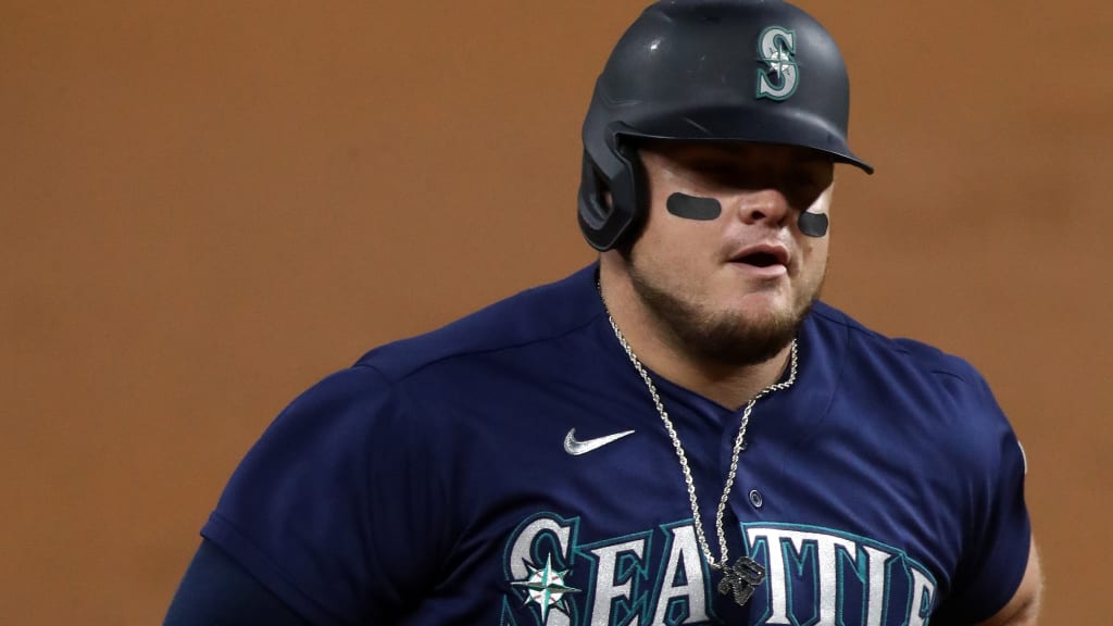 Seattle Mariners designate former All-Star Vogelbach for