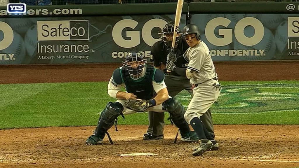 Torreyes stays alive, ties it up