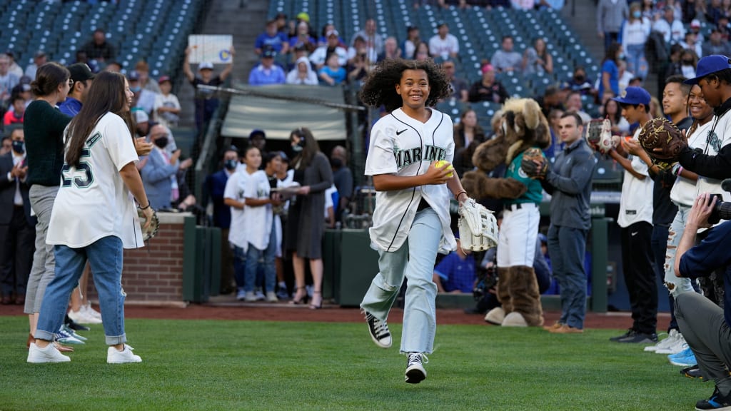 Mariners New City Connect Uniform Taps Into City's Long Baseball History –  SportsLogos.Net News