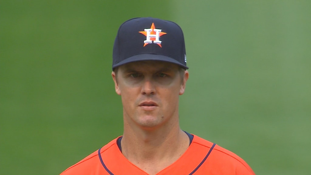 Astros manager A.J. Hinch jokingly dons 'Coach' on jersey