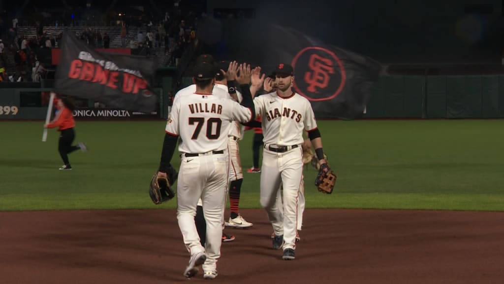 Giants finally beat Cubs, win 4-2 - McCovey Chronicles