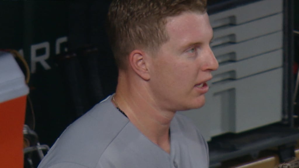Collins' solo swat in 9th