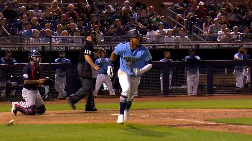 Mariners' Julio Rodriguez robs home run vs. Orioles, shares emotional  moment with young fan wearing his jersey 