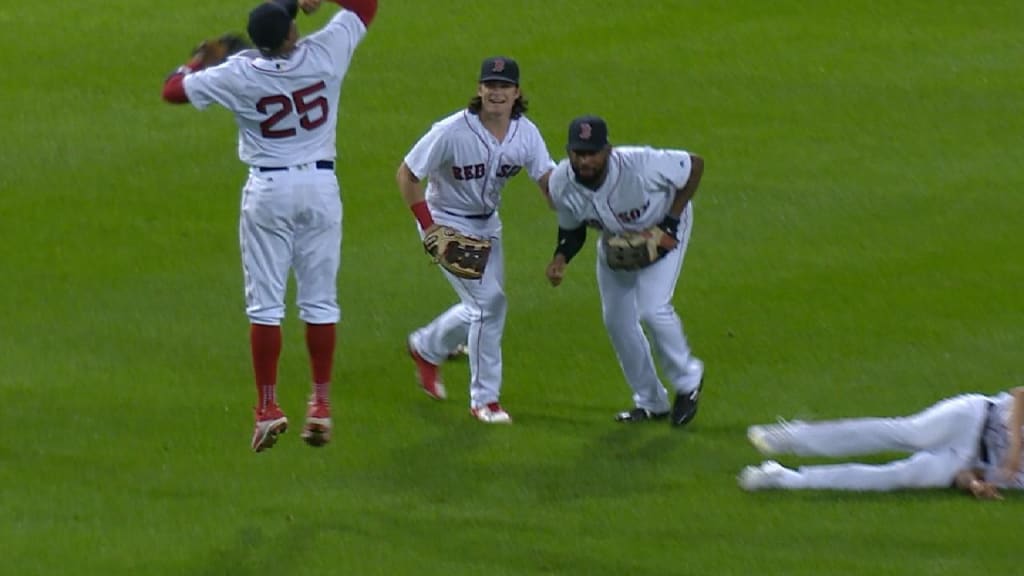 Red Sox Outfielders Considering Stopping 'Win, Dance, Repeat' Celebration 