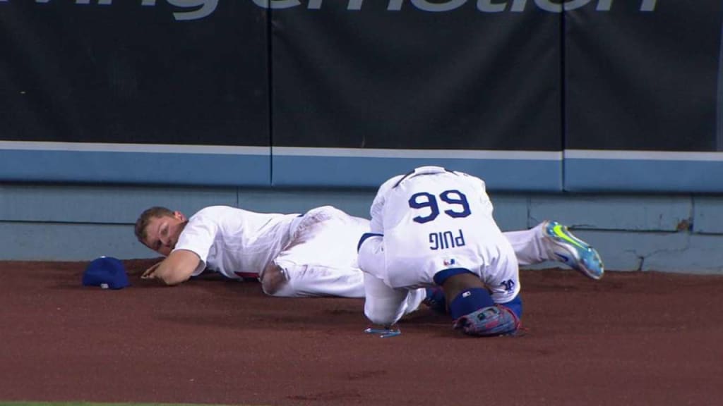 Padres Player Collapses on Field After Scary Collision with Teammate