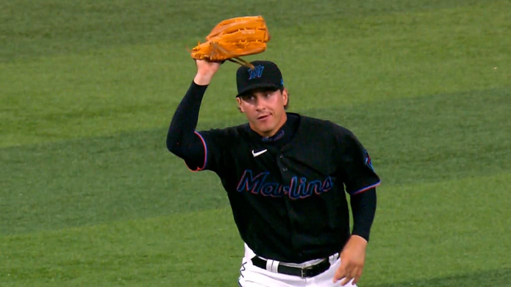 Sandy Alcántara throws complete-game shutout as Marlins sweep Mets MLB -  Bally Sports