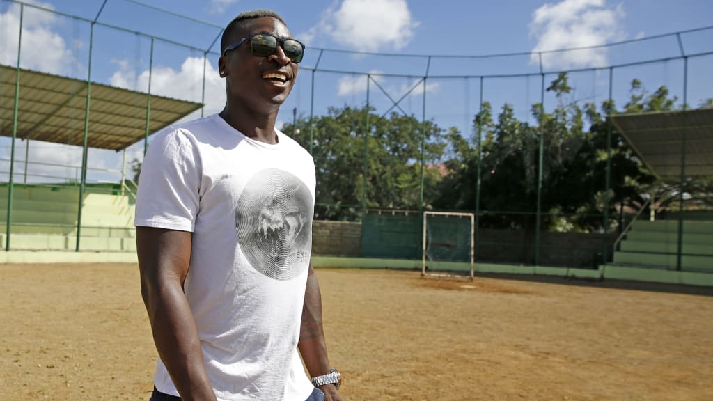 The fields and facilities in Curacao may be a far cry from those found in the Big Leagues, but Didi Gregorius could not imagine honing his craft anywhere else during the offseason. (New York Yankees)