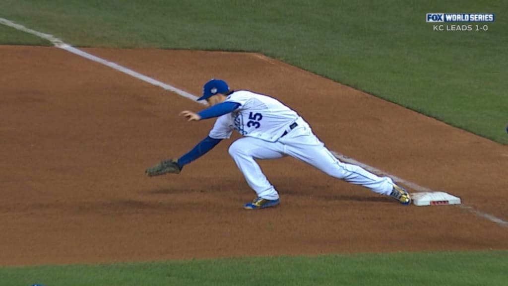 Royals dominate Mets in World Series Game 2, lead series 2-0