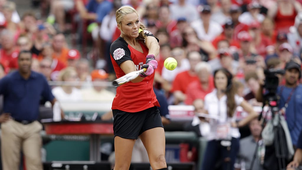 Jennie Finch to be guest manager for independent team - SI Kids: Sports  News for Kids, Kids Games and More