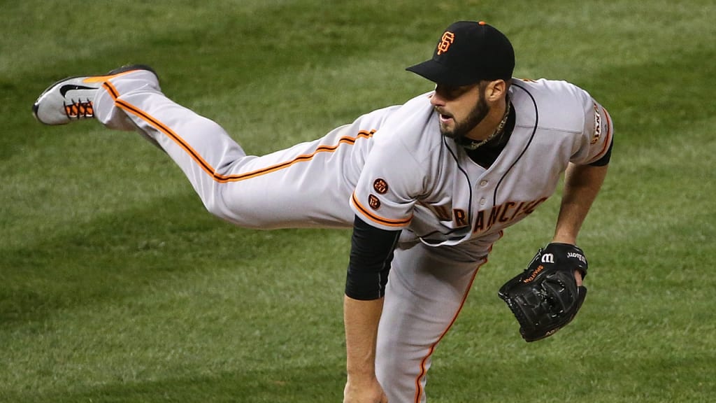 George Kontos is headed to the DL with a strained flexor tendon in his right elbow. (AP)