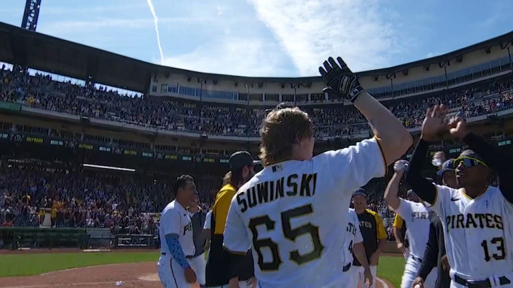 Jack Suwinski walk-off homer adds another rookie highlight to the Pirates'  growing reel