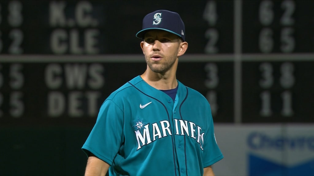 Tyler Anderson's strong start leads Mariners over A's