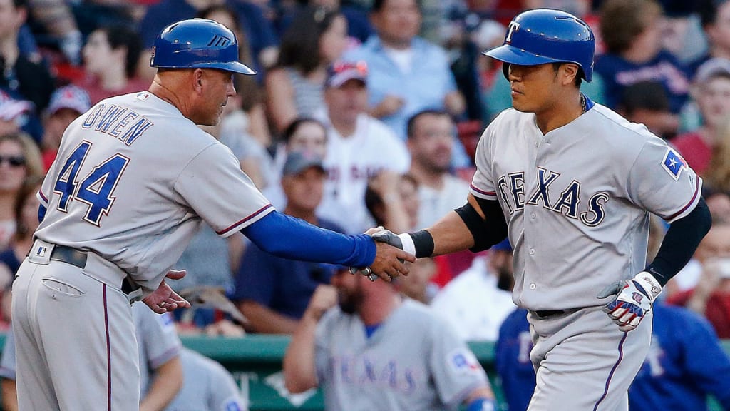 Former interim third-base coach Spike Owen will serve as manager of Class A Hickory in 2017. (AP)