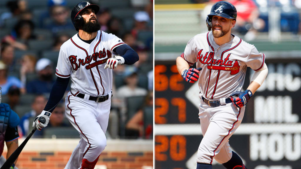 Nick Markakis of the Atlanta Braves works out before a game against