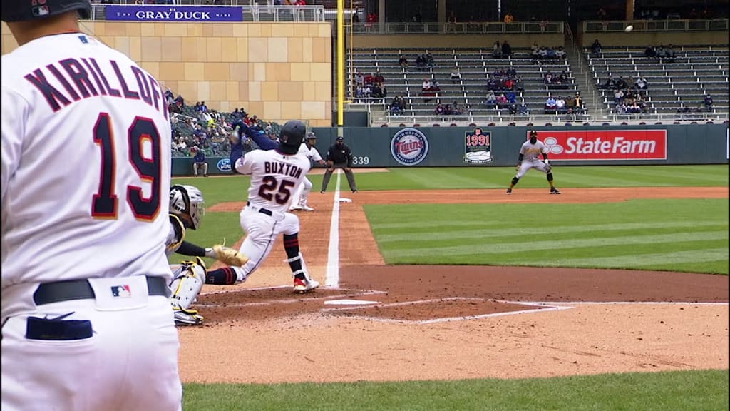 Twins reinstate Kepler, Garlick from COVID injured list