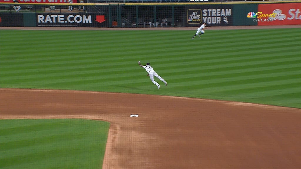 Eloy Jimenez GIF - Eloy Jimenez White - Discover & Share GIFs