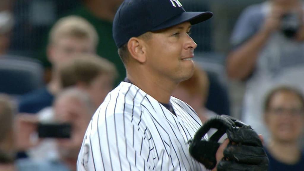 Alex Rodriguez's former Yankees teammate takes incredibly personal shot at  MLB legend - On3