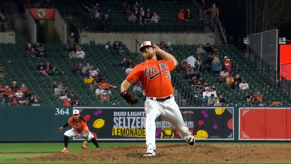 Former @forestcityowls pitcher Bruce Zimmermann made his Major