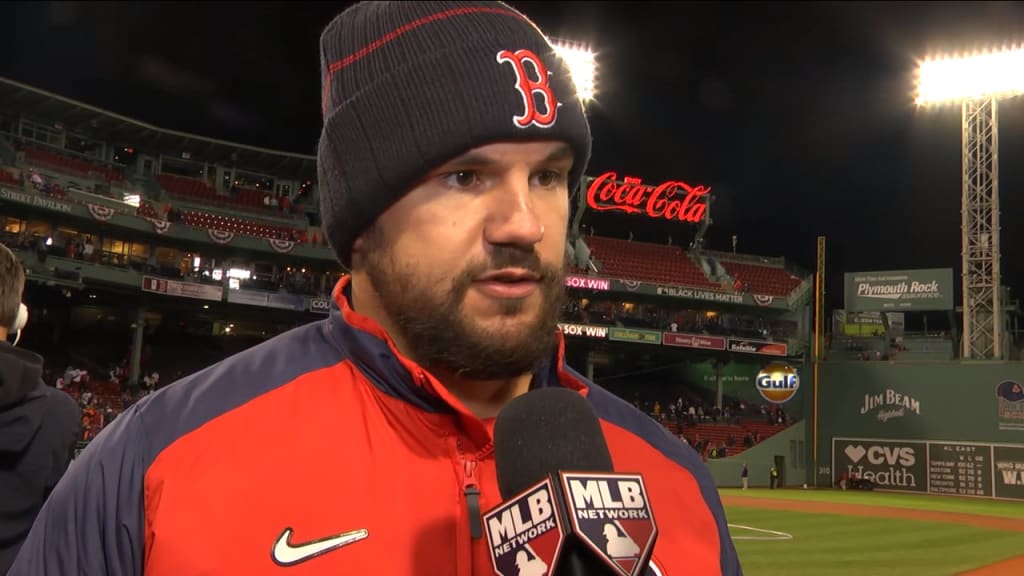 Kyle Schwarber Creeping In On Red Sox Legend's MLB Record