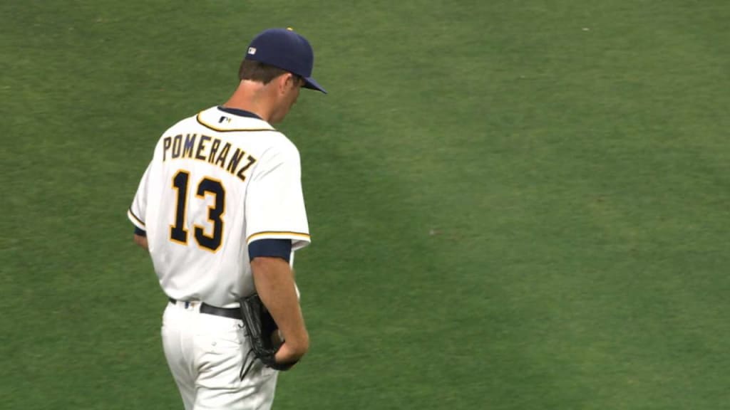 Pomeranz fans 10