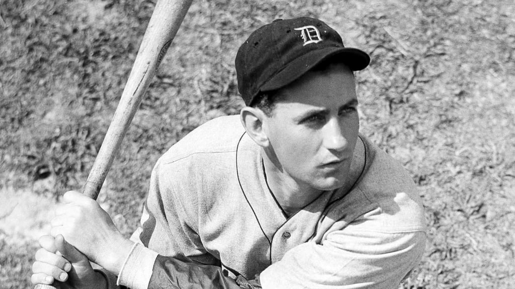 Second baseman Charlie Gehringer leads mythical all-time Tigers team made  up of players born in Michigan