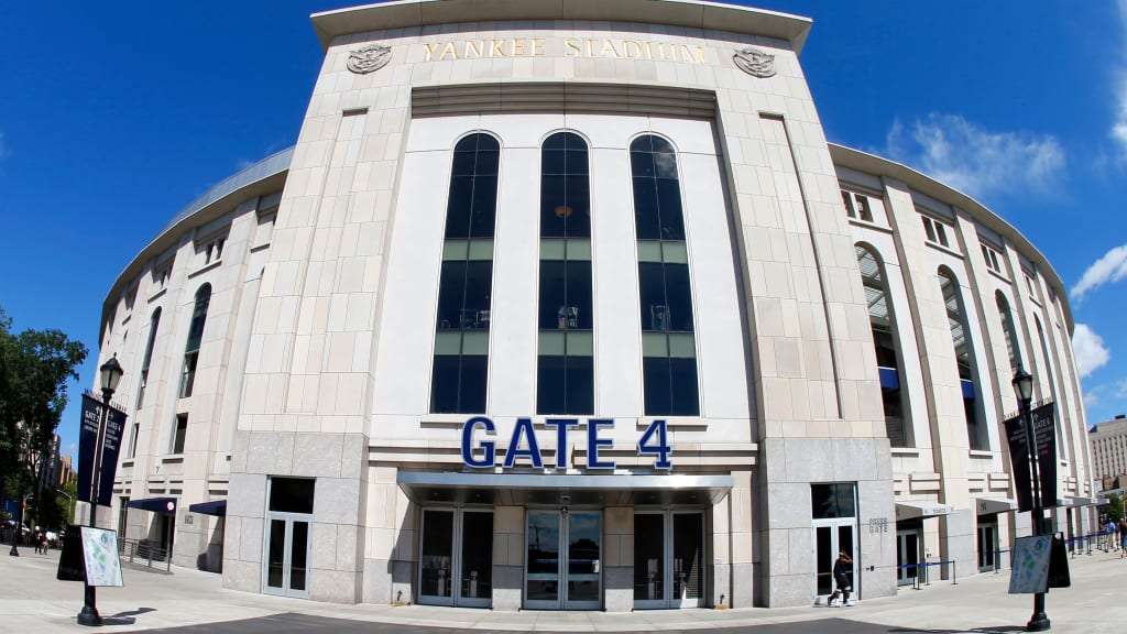 yankee stadium entrance