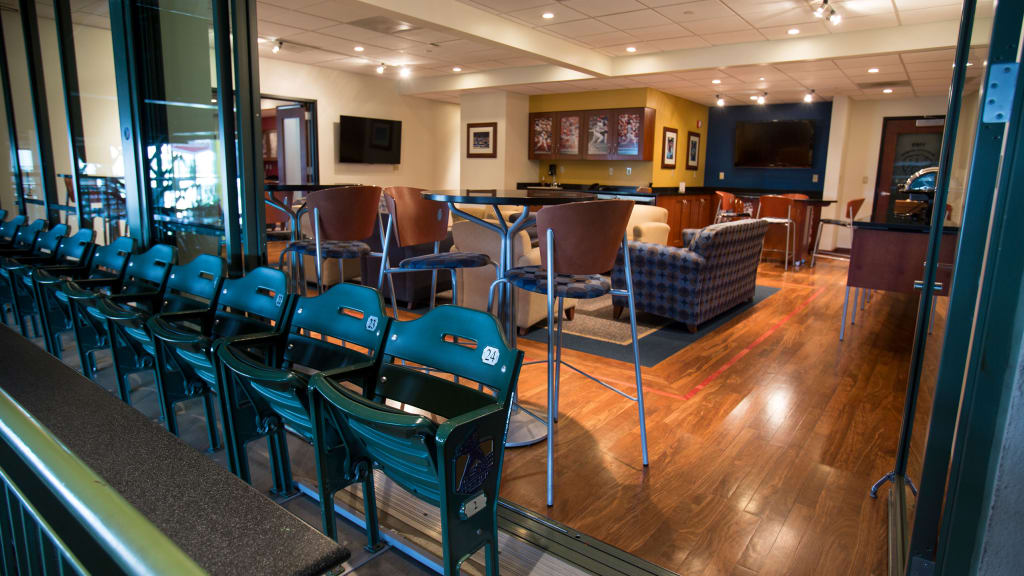 Single Game Suite Rentals Milwaukee Brewers