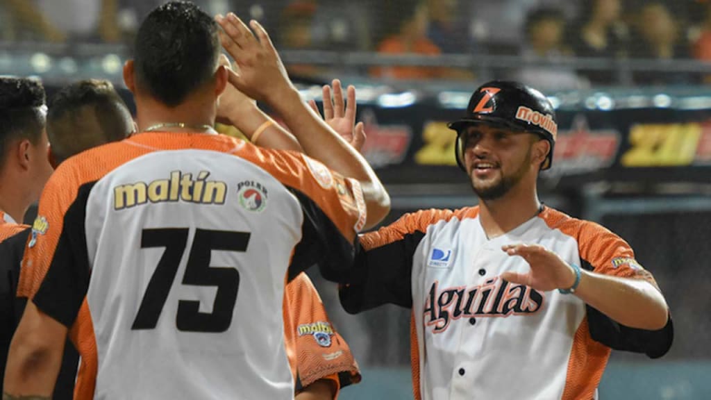 Zulia vence a Caracas y se aferra a la cima en Venezuela