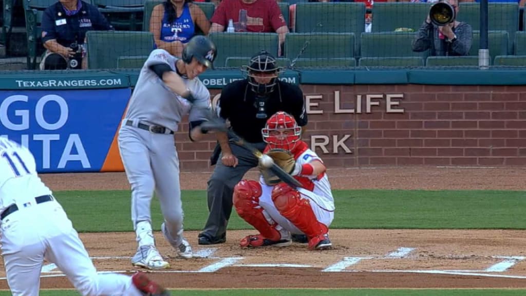 J.T. Realmuto tossed for moving glove from umpire in weird ejection