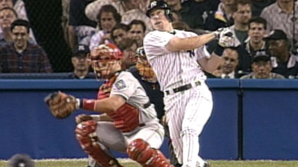 1999 Topps #238 World Series 1998 Yankees vs Padres MVP Scott Brosius