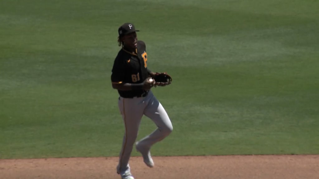 Pirates' No. 2 prospect Oneil Cruz to start in Double-A, top pick Nick  Gonzales in High-A