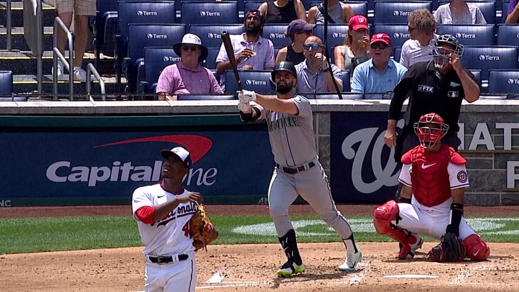 Jesse Winker's solo home run