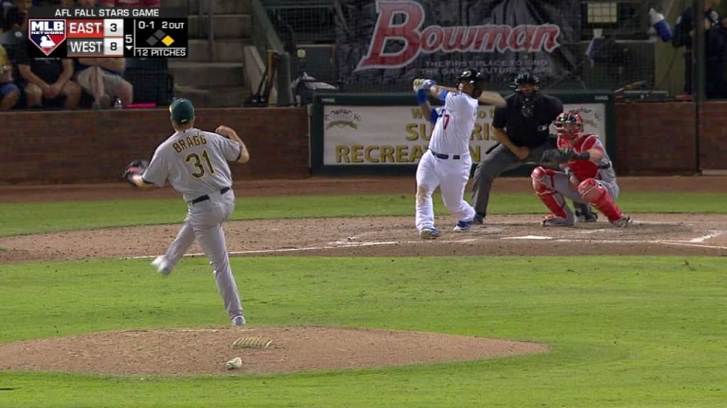 Calhoun's two-run homer