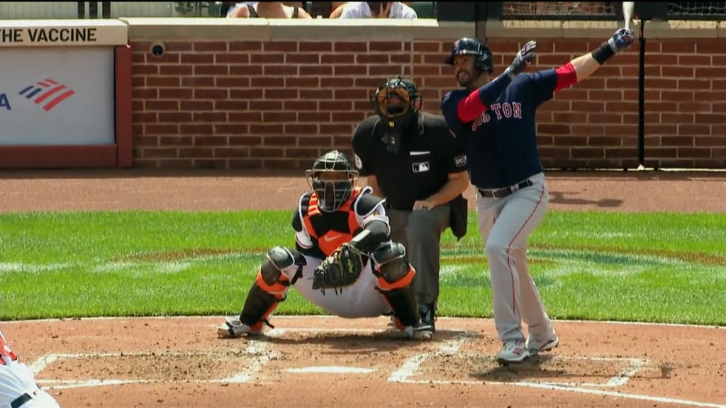 Nick Martinez struggles, Astros rout Rangers 10-1