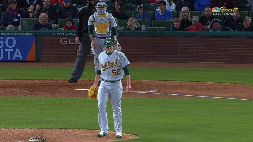 Buchter leaves with injury