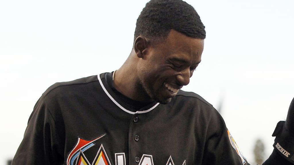Marlins second baseman Dee Gordon has completed his 80-game suspension and rejoined the team Thursday. (AP)
